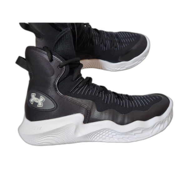 Under Armour Women's Flow Highlight Ace Volleyball Shoe size 12 black white - Picture 12 of 14